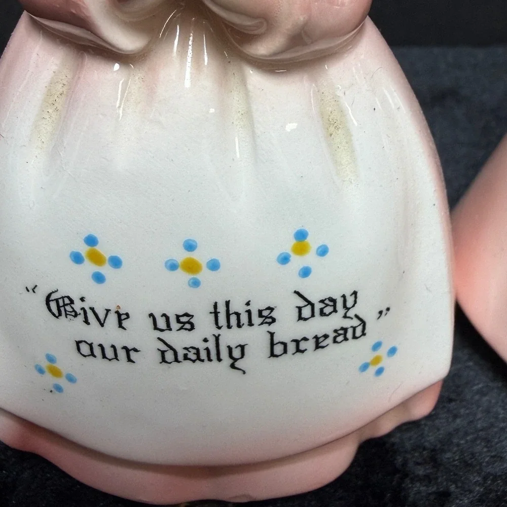 VTG Pink‎ Victorian Enesco Prayer Lady Ceramic Salt Pepper Shakers Mid Century